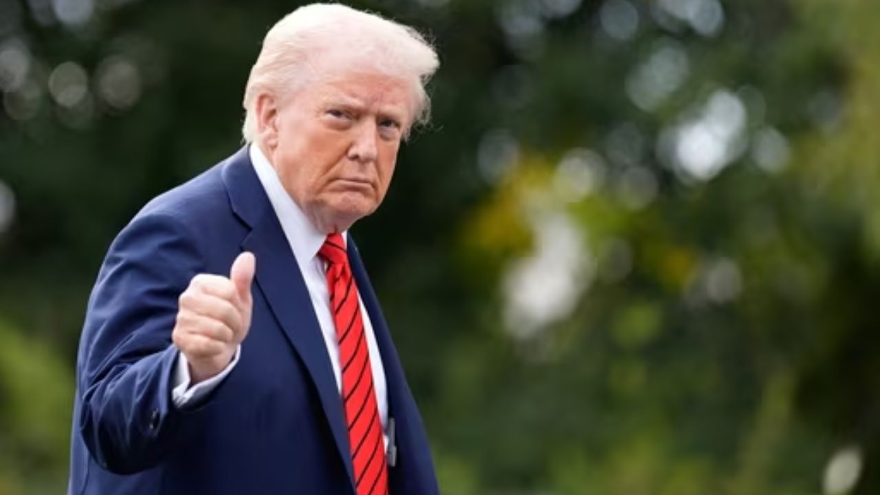 Trump Claims He Ended India-Pakistan Conflict and Backed It with Threats of 200% Tariffs