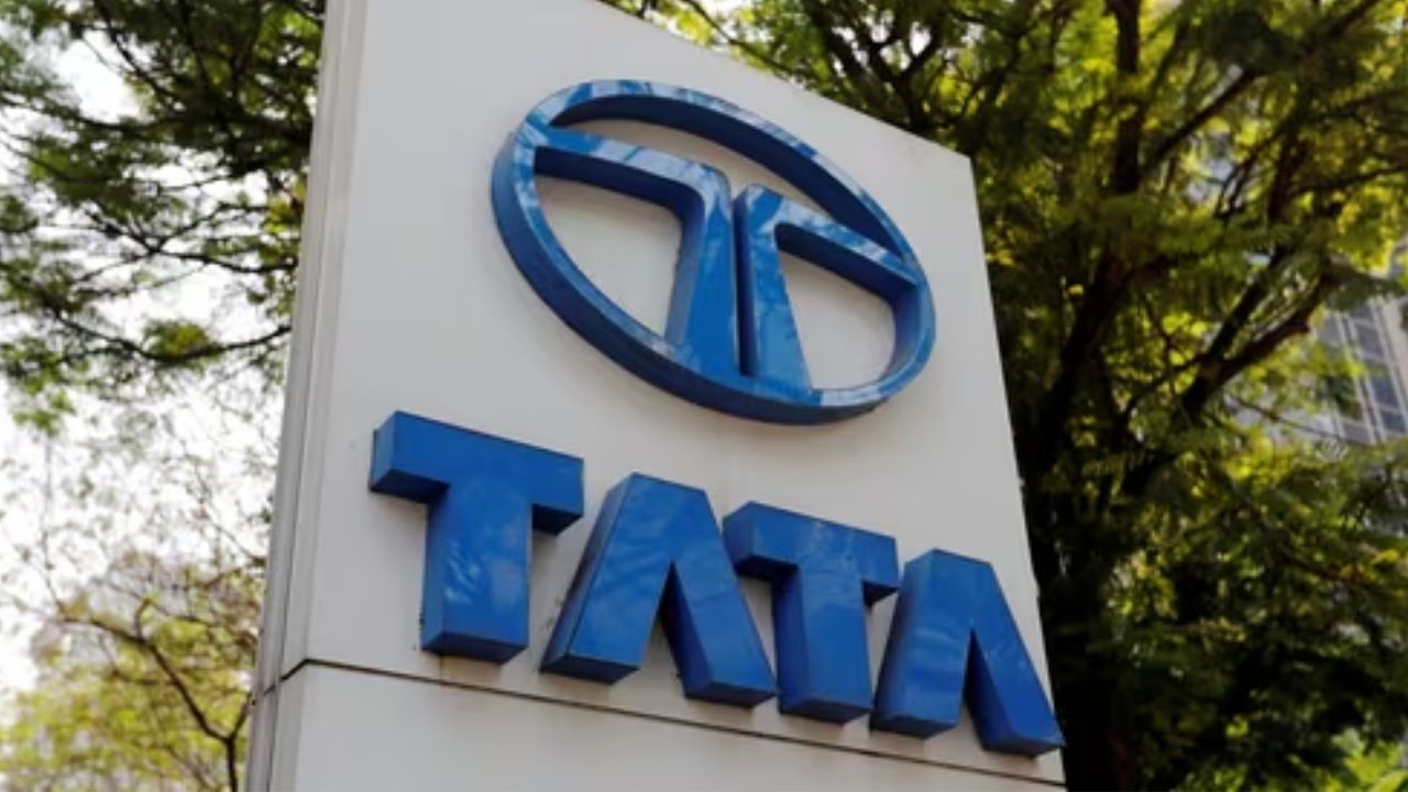Government Urges Tata Group to Resolve Boardroom Turmoil Amid Internal Conflict