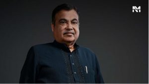 Police arrested a security guard in a theft attempt at Nitin Gadkari's PA's bungalow.