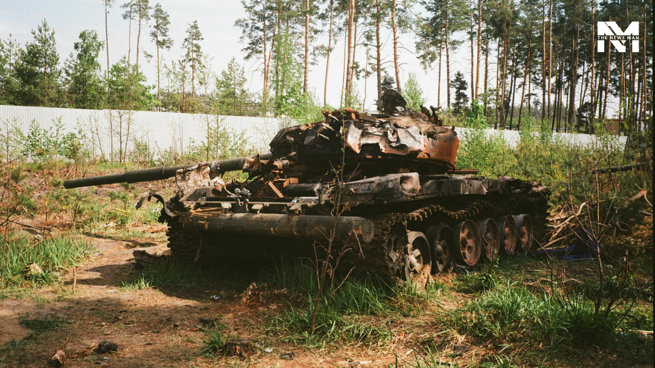 To take a step back in time, visit the Panipat Battlefields, offering captivating stories of the Marathas, Mughals, and the Afghan king, Ahmad Shah Abdali. Here, you can explore informative memorials and commemorative plaques that underscore Indian history and the impact of the 3 battles.