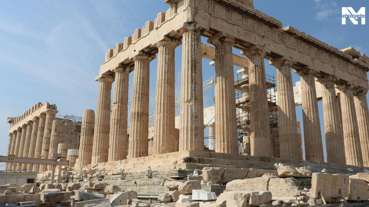 In the 1880s, the politicians and historians first conceived the Acropolis Museum in Athens, Greece. The museum is now an airy and sleek exhibition space delighting history buffs, scholars, and idle tourists alike. Its transparent glass floor offers a walk over history, with a view of the archaeological excavation.