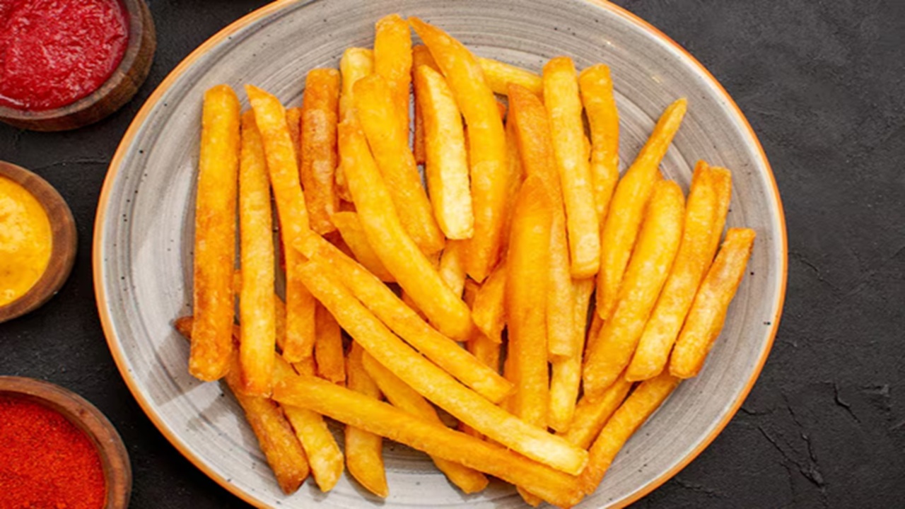 Mumbai Street Food: 7 Flavored Fries You Must Try