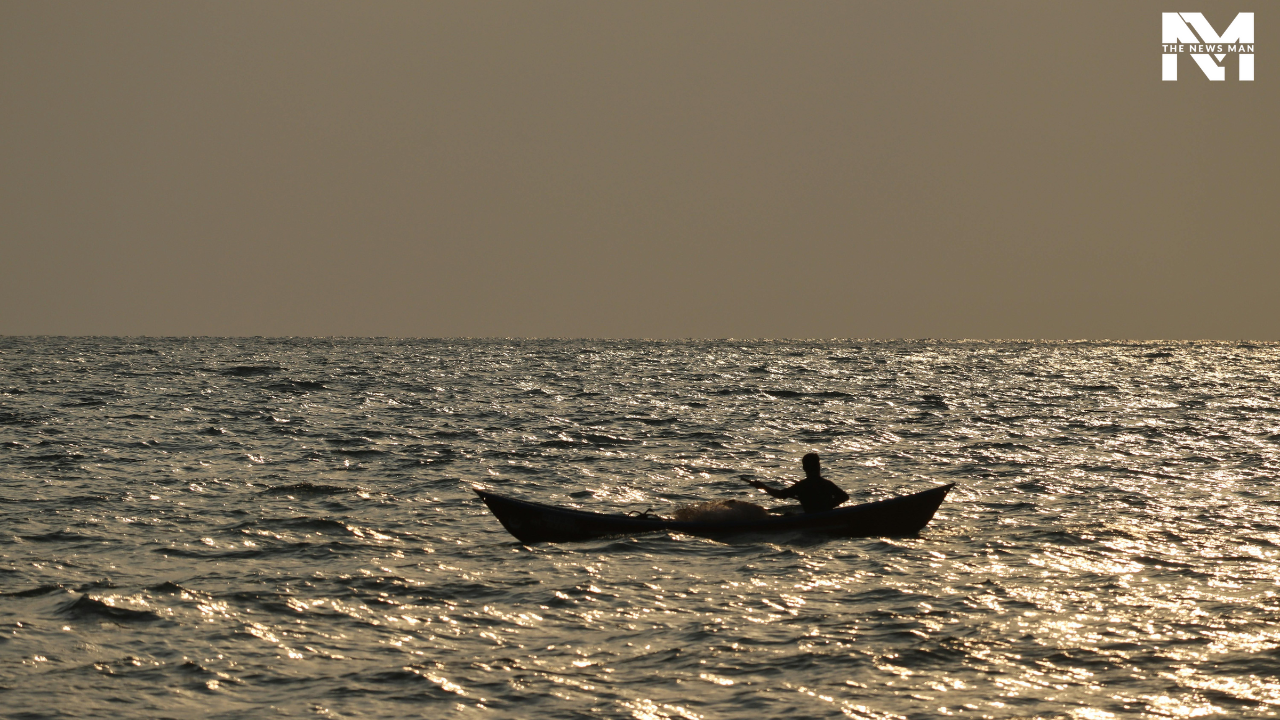 Cradled in the state of Karnataka, Gokarna is the perfect summer destination to spend time with your family and friends. Known for its unspoilt beaches, relaxed vibe, and backpacker-friendly cafes, it is indeed a hidden gem where you can relish local seafood and enjoy sunbathing near the seashore.