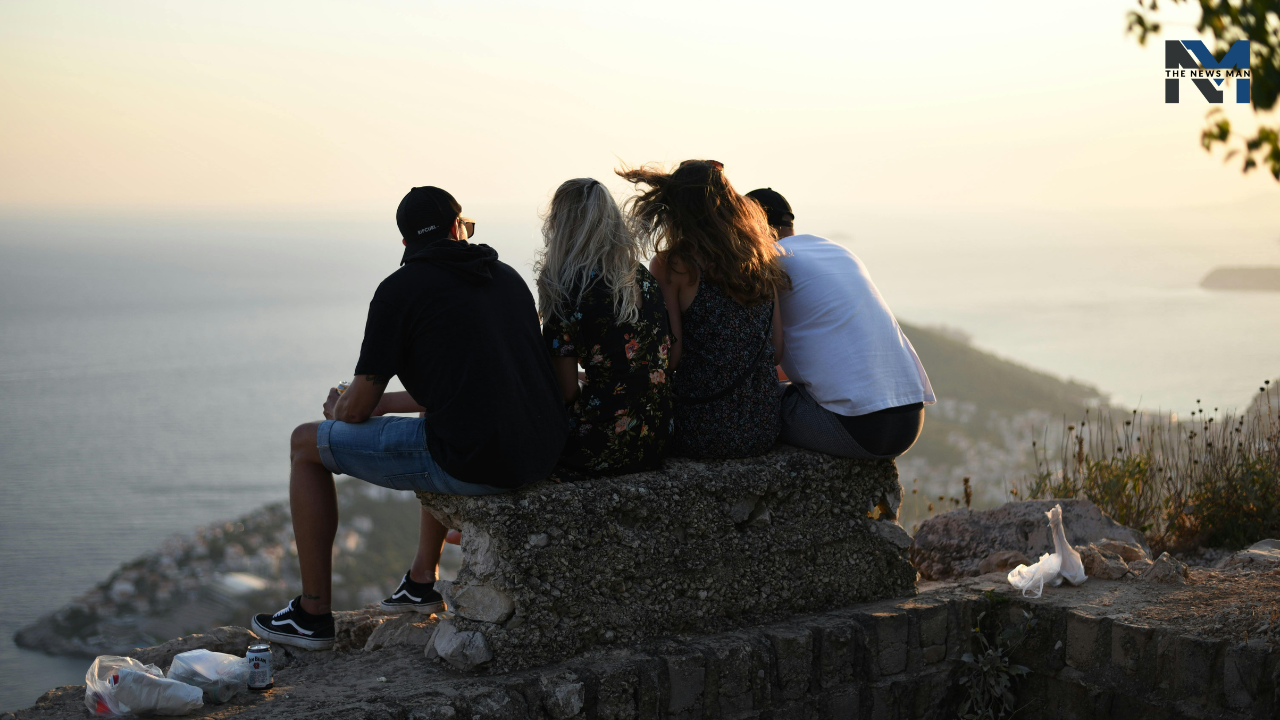 5 Types of Friends You Should Ignore to Protect Your Peace
