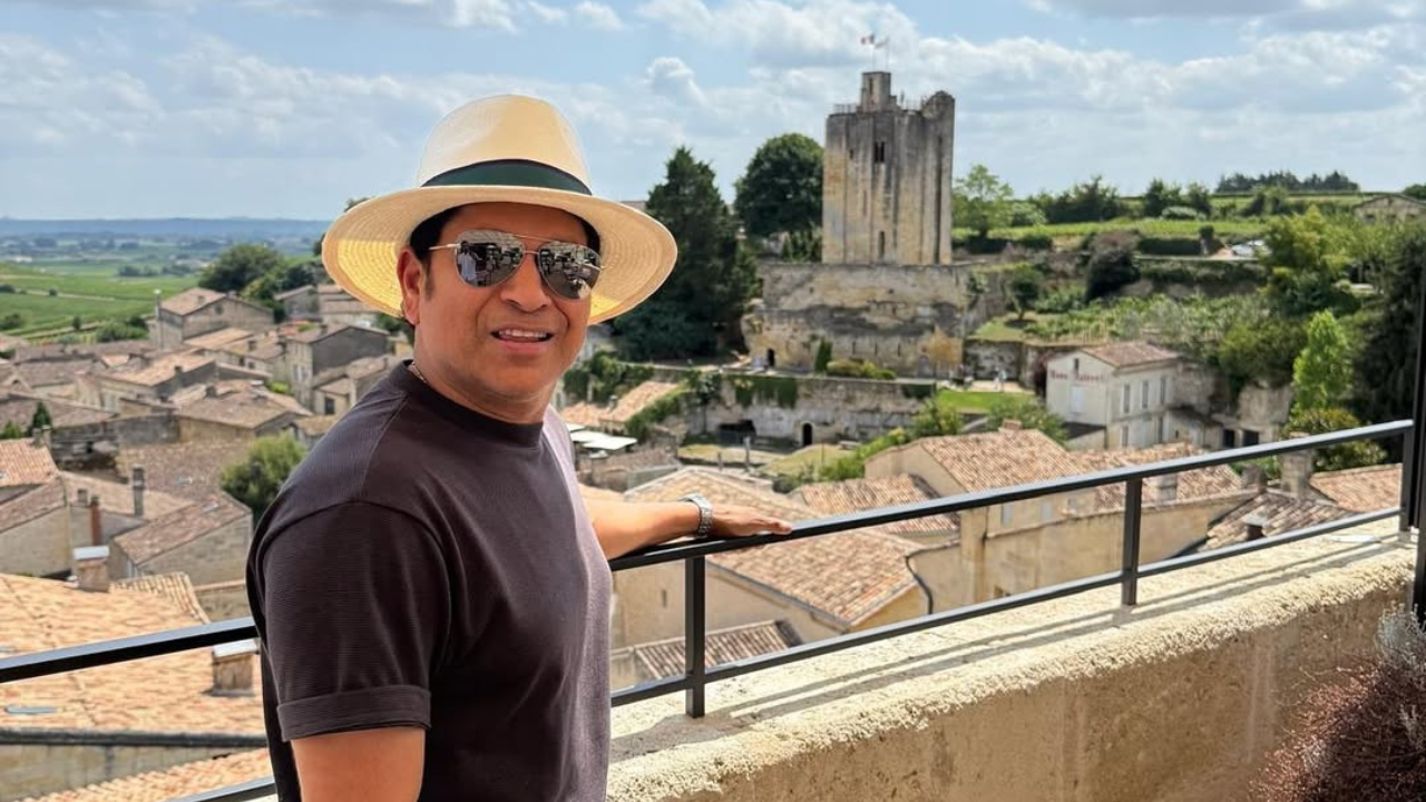 Sachin Tendulkar is definitely G.O.A.T., but even after decades, the God of cricket continues to evolve his fashion statements. Let us tell you, his style is always minimalistic, clean, and uncomplicated. What makes him stand out in glory is his practical sense for design, comfort, and luxury.