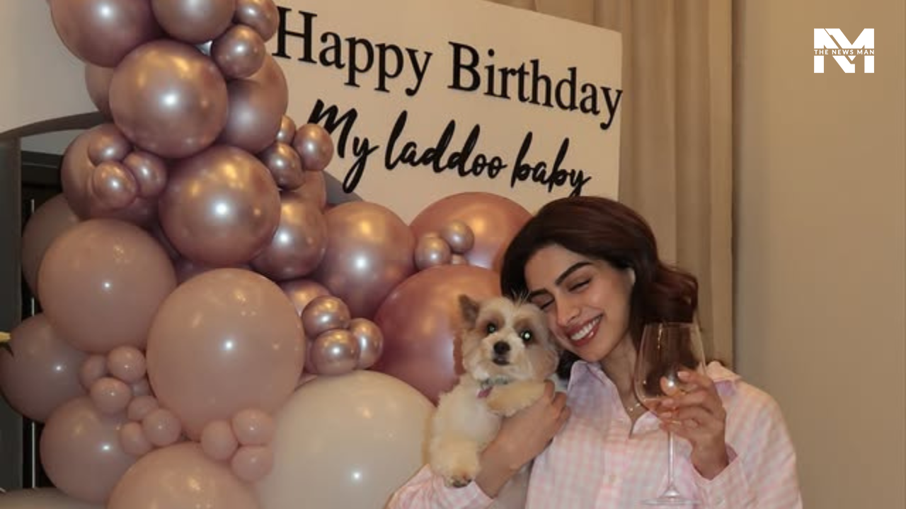 Khushi Kapoor’s Midnight Bring-in Is All Hearts: Here’s a Glimpse of Her 25th Birthday Bash