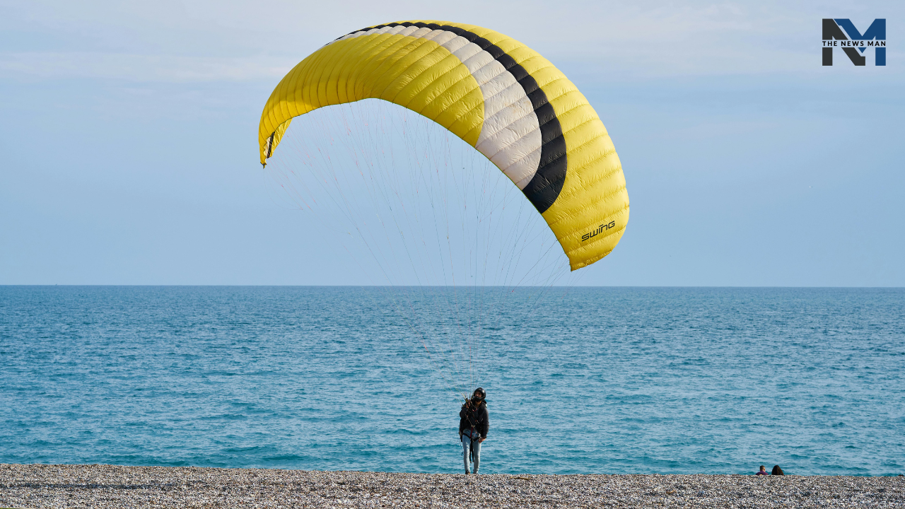 Kalacha Beach is a sweet water lagoon apt for swimming, picnics, and paragliding away from the chaos of the tourist hubs. You can witness magnificent sunsets and enjoy affordable and hearty meals on the way.