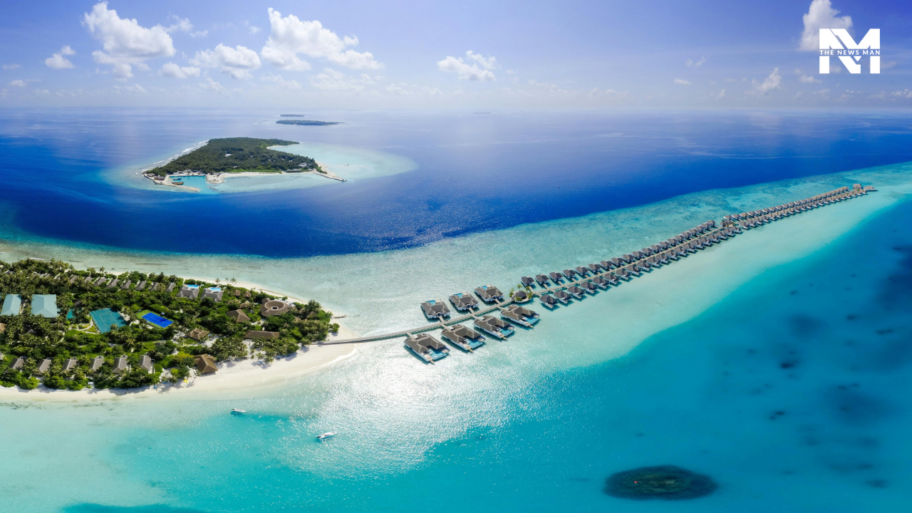 The Maldives’ tropical climate and warm temperatures year-round make it one of the go-to scuba diving destinations. Renowned for its pristine reefs and abundant marine life, you can have a close look at manta rays, whale sharks, reef sharks, and turtles.