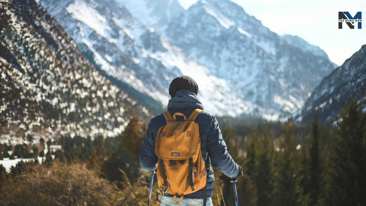 The hiking experience in Cinque Terre, Italy, is a one-of-a-kind experience along the coast of the Italian Riviera. Spanning 11 km, it connects 5 villages, namely Vernazza, Monterosso, Manarola, Riomaggiore, and Corniglia. The scenic sea views, vibrant villages, and intriguing Italian culture are the best parts of the trail.
