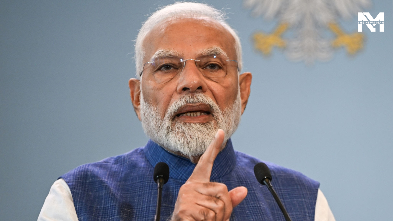 PM Modi Heads to Varanasi to Flag off 4 New Vande Bharat Express Trains