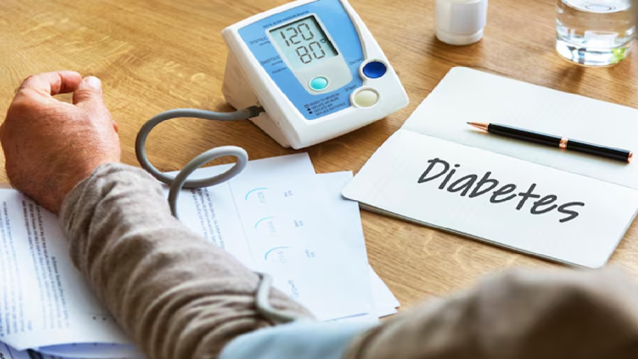 You can have it without knowing it since it frequently has no symptoms. Blood tests are often used to make a diagnosis.