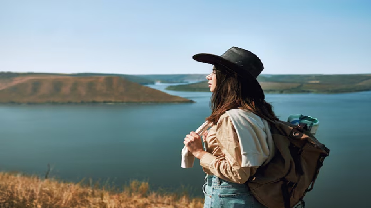 What is Travel Dysmorphia? 5 Critical Elements You Need to Know