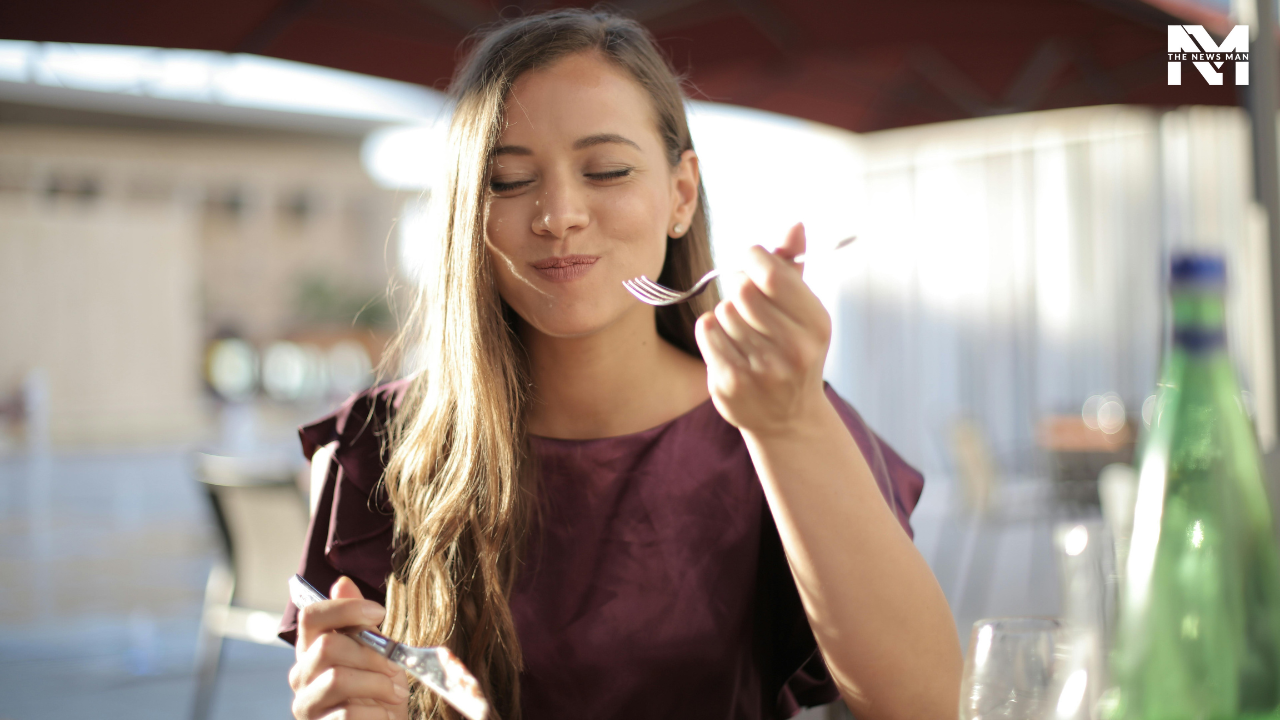 Top 5 Anti-Aging Foods to Help Maintain a Youthful Glow