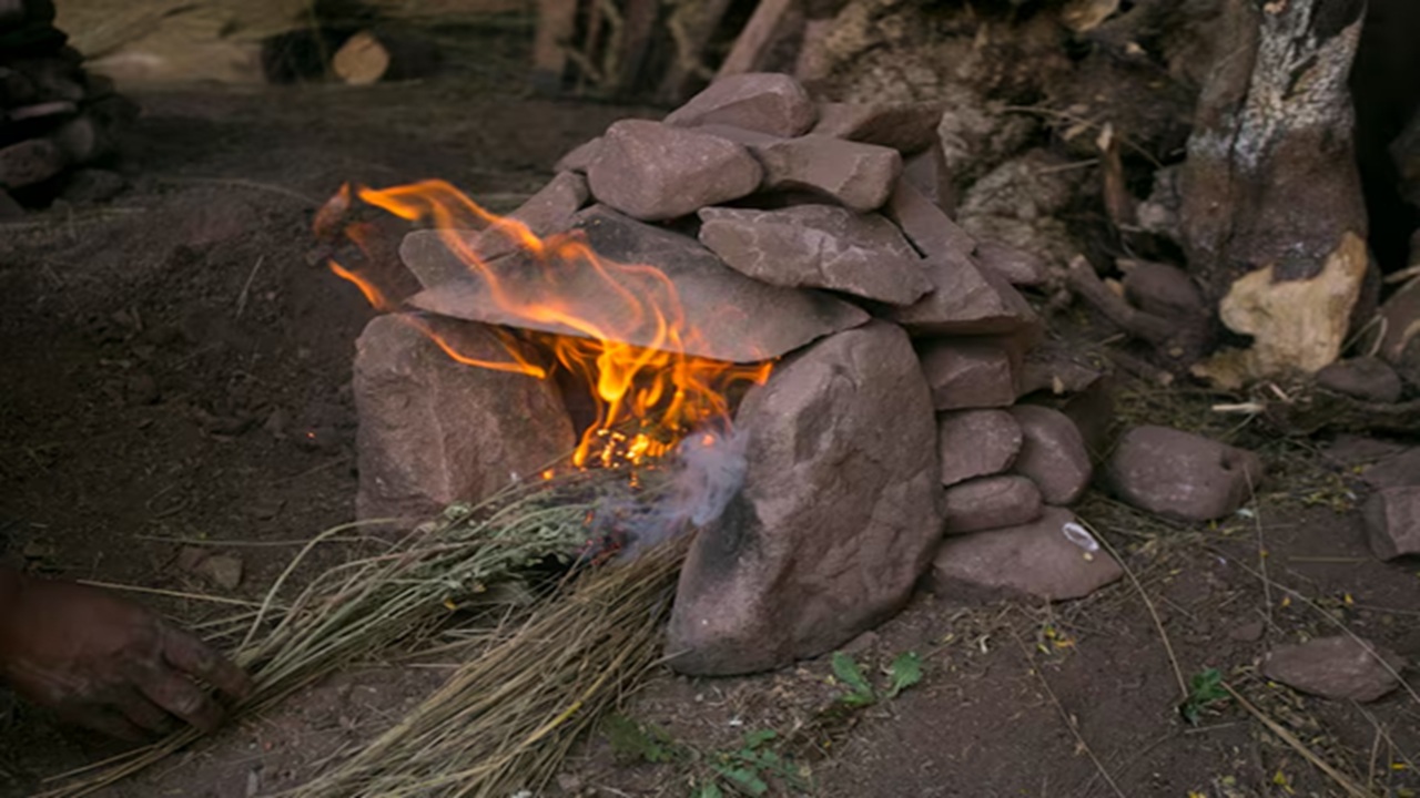 Humans Were Creating Fire 4,00,000 Years Ago? What Did the Findings Reveal? Read More