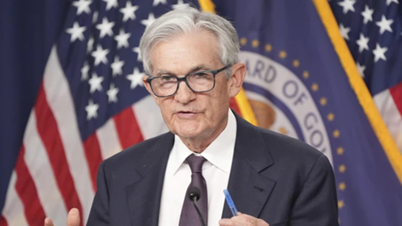 US Federal Reserve Cuts Interest Rates by 25 Bps, Projects One More Cut in 2026