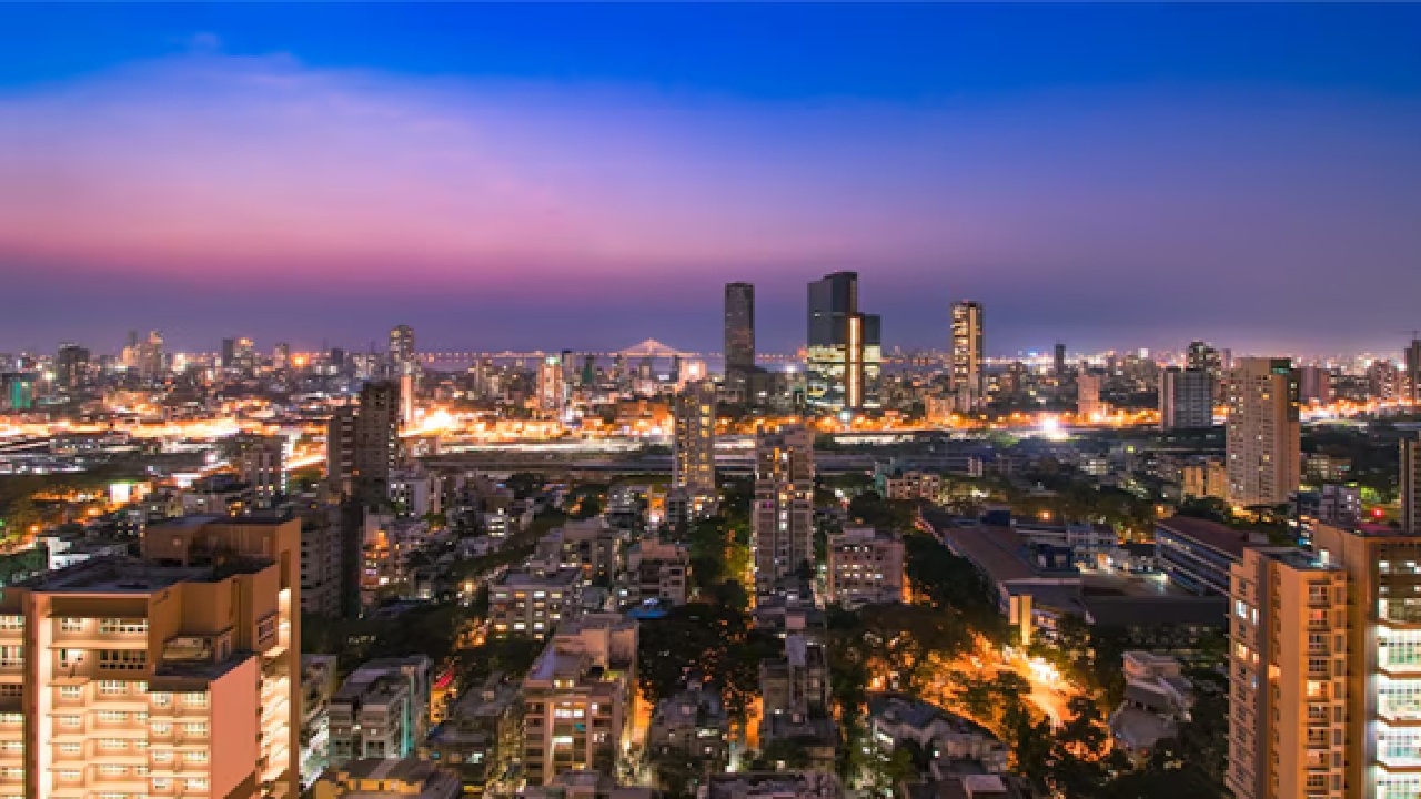 40 Year Old Professional with Rs. 1 Crore CTC Claims He Can’t Afford House in Gurugram, Shares Post