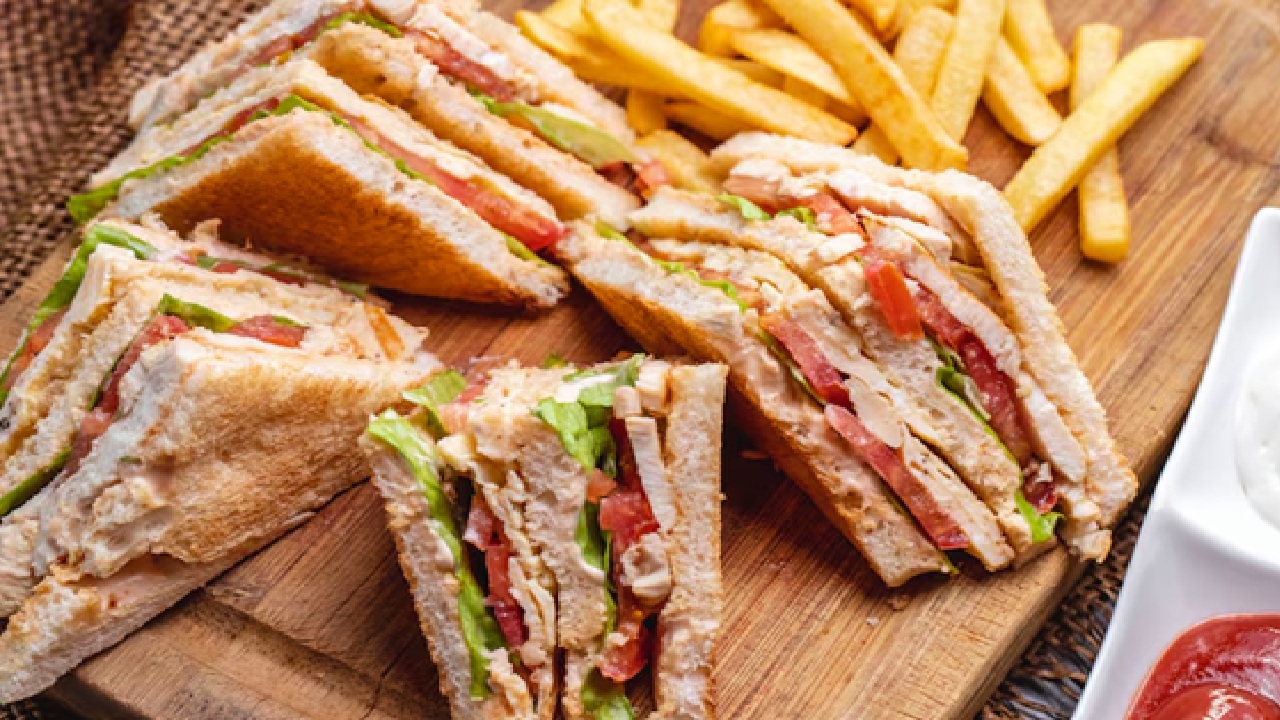 Chicken Tikka Sandwich: The sandwich consists of soft, marinated and grilled chicken tikka pieces layered between bread, along with mayo and fresh vegetables.