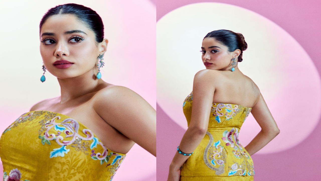 Talking about her projects, she recently appeared with Siddharth Malhotra in 'Param Sundari' and Varun Dhawan in 'Sunny Sanskari Ki Tulsi Kumari'.