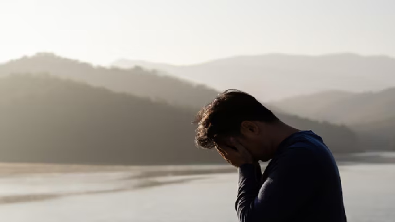 Additionally, certain people could be more susceptible to seasonal light fluctuations due to a genetic predisposition or increased sensitivity, according to some research.