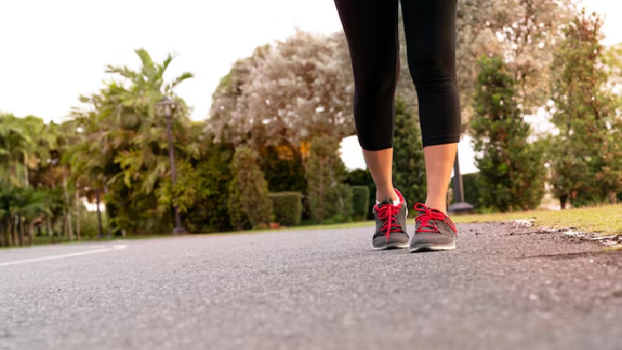 Walking 10,000 steps every day has significant health benefits, such as weight management, a healthier heart and bones, better sleep, more energy, less stress, a happier attitude, a lower risk for chronic diseases like diabetes, heart disease and some cancers.