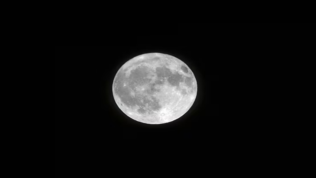 Why is The ‘Wolf Supermoon’ of January 2026 So Special? Reasons Why You Should Not Miss It Why is The ‘Wolf Supermoon’ of January 2026 So Special? Reasons Why You Should Not Miss It