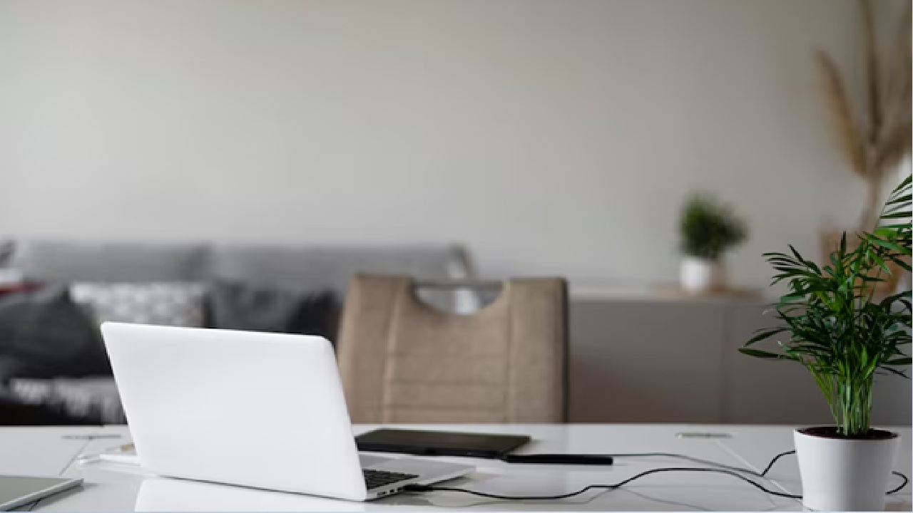 Infosys Begins Tracking WFH Staff Home Electricity Consumption, Here’s Why