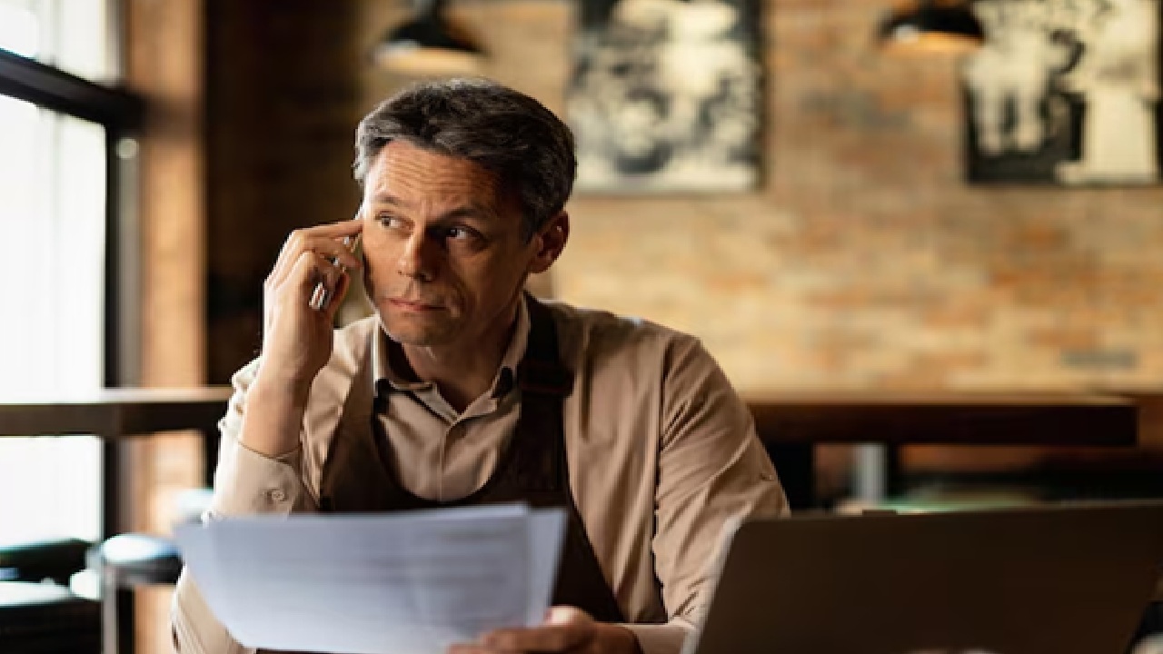 Inflation: In some cases, because inflation gradually reduces purchasing power, many individuals overestimate their needs, forgetting that set incomes are inadequate. It's crucial to comprehend this.