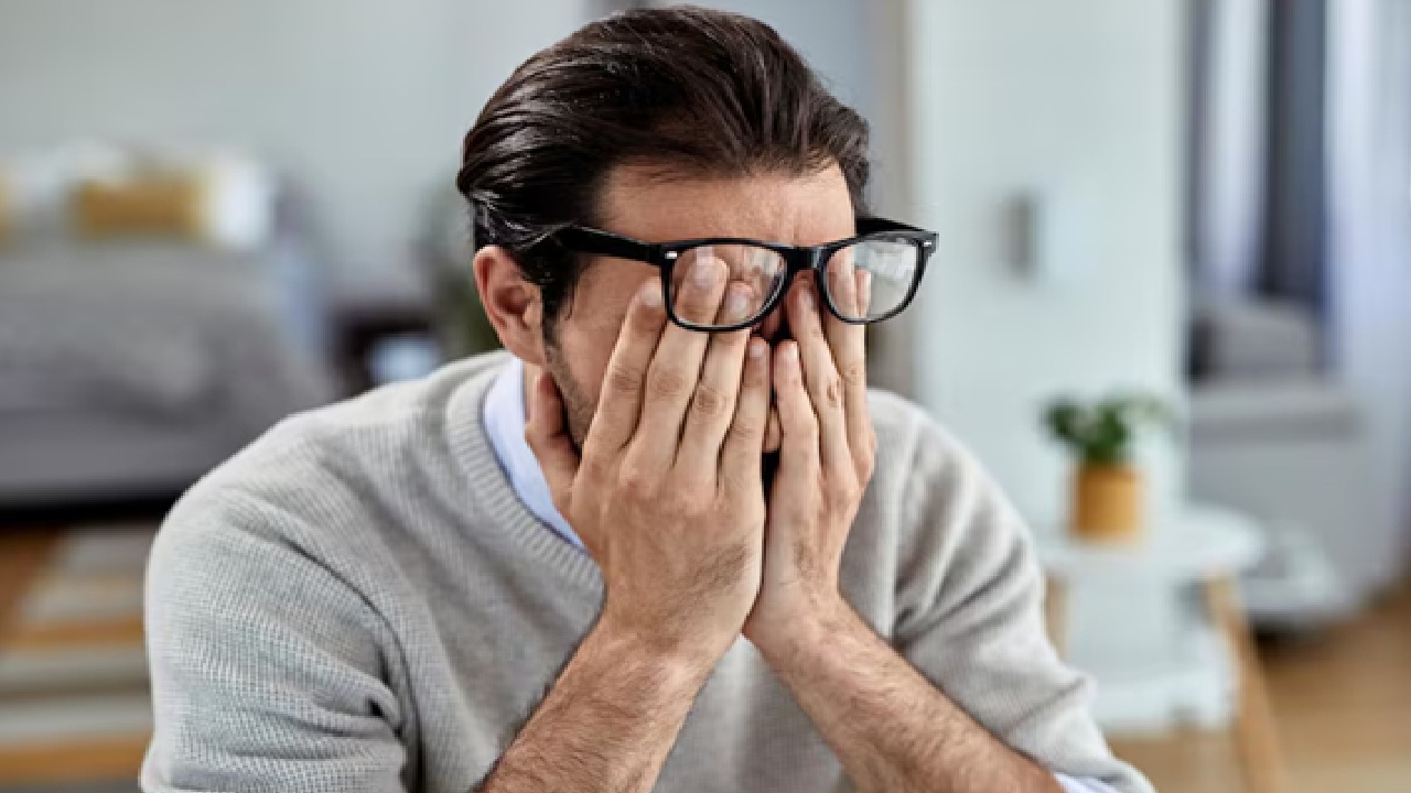 Thus, do mediation. Talk to your parents or a person who will understand you and try to engage in work or task that makes you happy. Be with people who will never judge you and protect your peace. (Disclaimer: Given the input is on an information basis, please seek professional advice.)