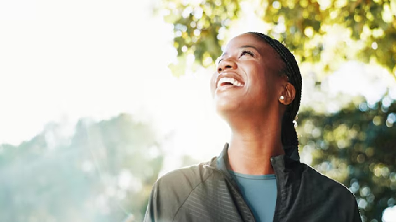 Better remuneration and faster promotions come directly from continuous self improvement by addressing skill gaps conventional education could overlook. Some studies show that regular self improvement is immediately linked to greater pay and quicker career advancement as it fills in skill gaps conventional education might leave behind.