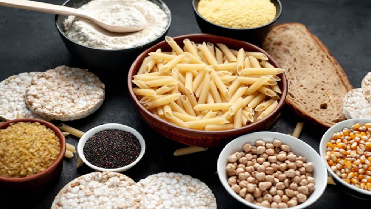 Biscuits, pakoras and samosas: These are examples of Indian snacks that can be savory, but they are frequently made with potatoes or processed flour and have a lot of starch. Due to the fact that starches break down quickly into simple sugars in the mouth and their particles can become lodged between teeth, they provide a steady food supply for cavity causing bacteria.(Disclaimer: Given the input is on an information basis, please seek professional advice.)