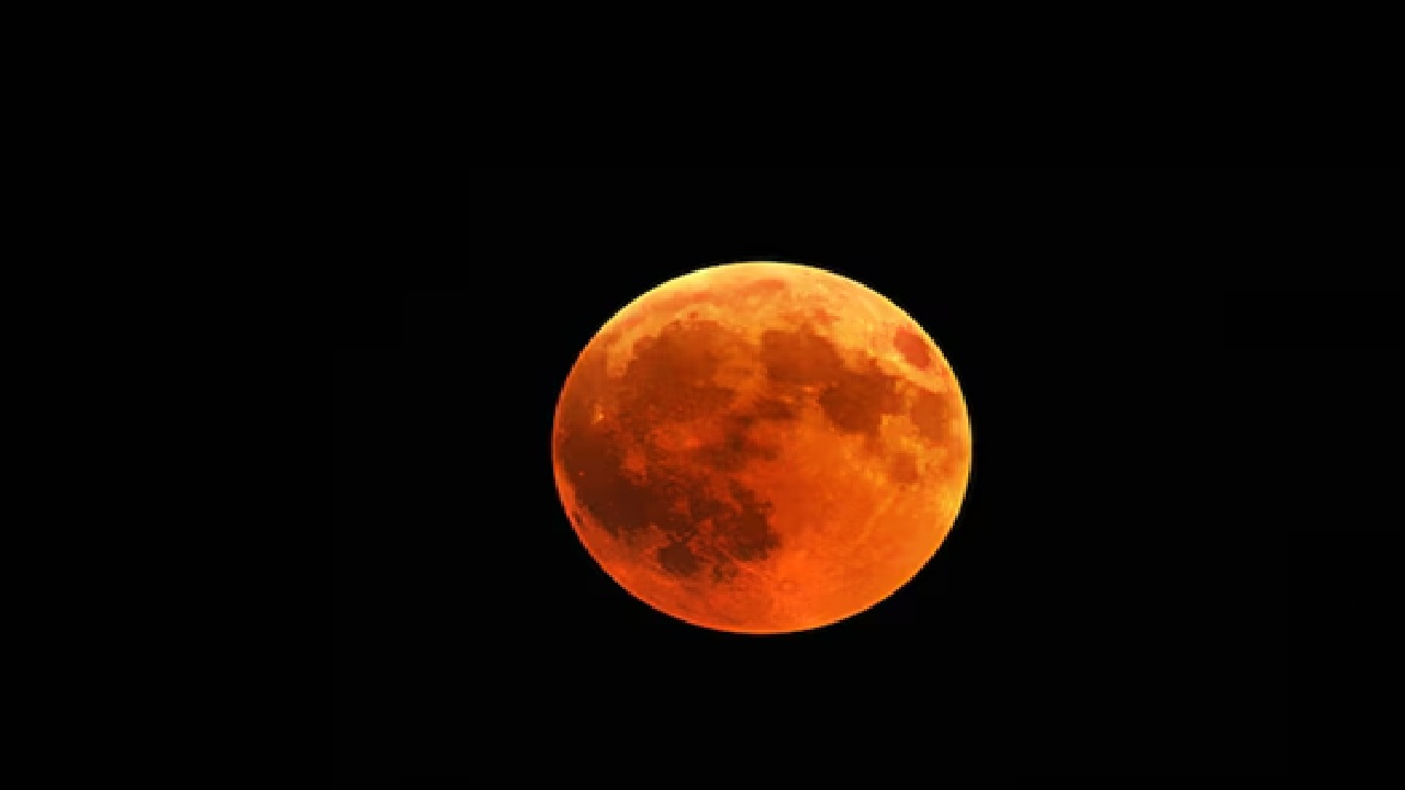 Blood Moon: When and How To Watch 58 Minutes Total Lunar Eclipse