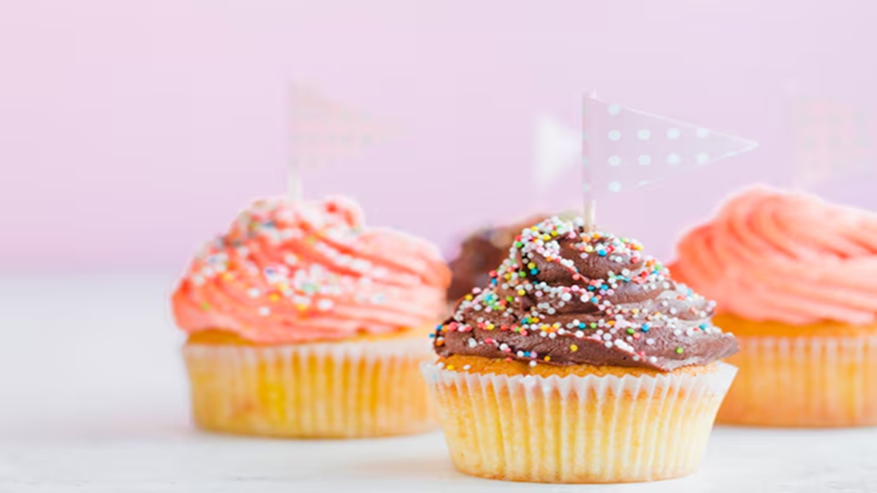 Deliciously Romantic: Creative Cupcake Ideas with Sprinkles for Valentine’s Day