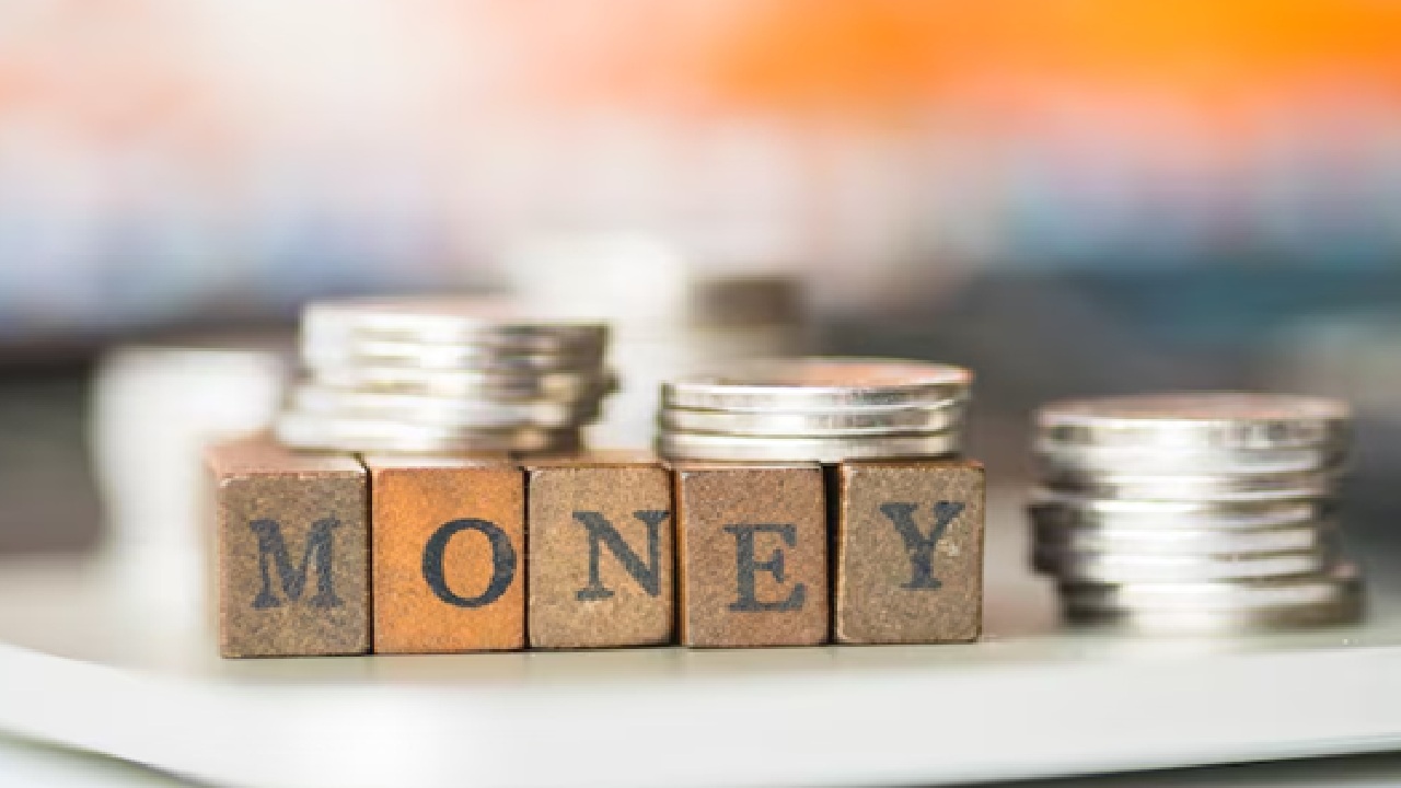 Because it adds capital, SIP often produces a greater overall portfolio value over time. By lowering the principal, the SWP increases liquidity, according to the reports. (Disclaimer: Given the input is on an information basis, please seek professional advice.)