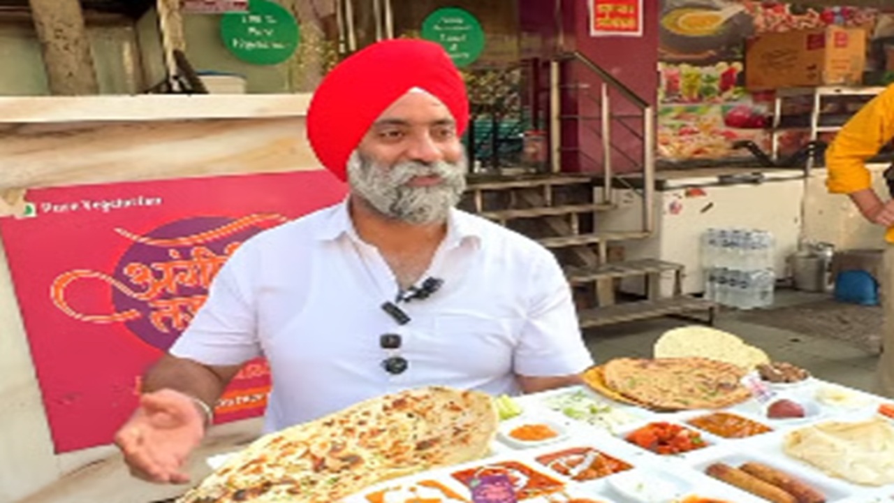 Delhi Restaurant Debuts Massive Dhurandhar 2 Thali, Serves Over 35 Dishes; Price is…