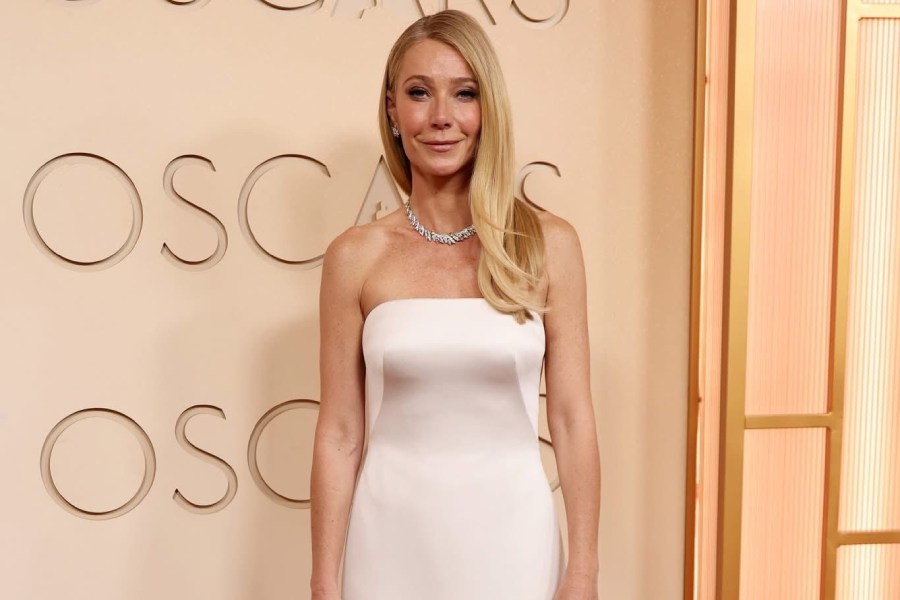 Gwyneth Paltrow, the former Oscar winner, exuded a major fashion statement in a bold Armani Privé gown.