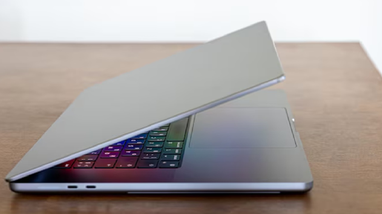 Apple May Add Touchscreen in Next Generation MacBook Neo