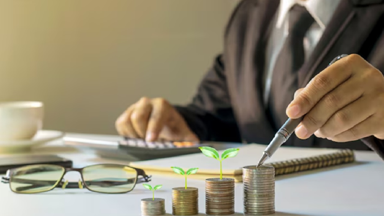 The Path to Financial Freedom: Key Strategies for Building Enduring Wealth and Prosperity