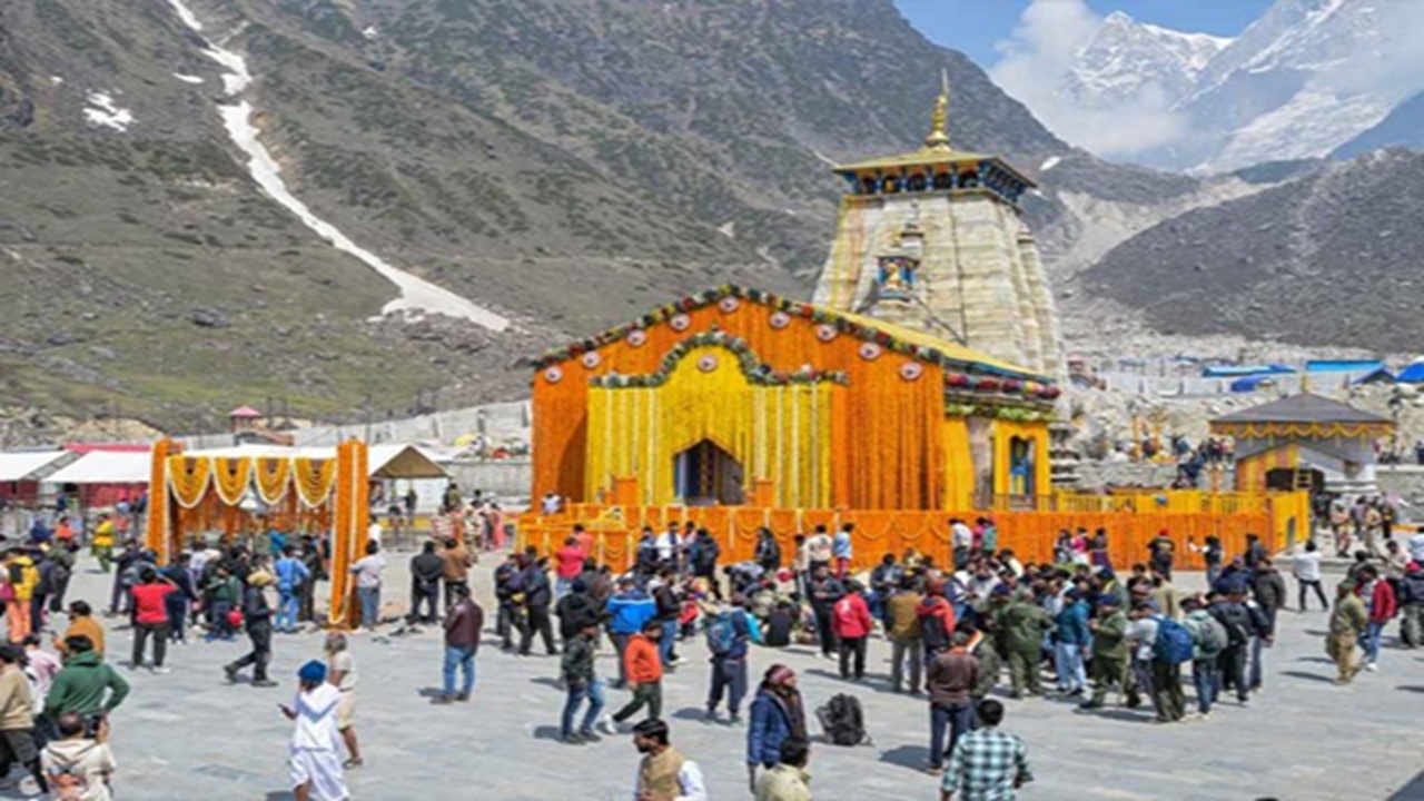 Char Dham Yatra Begins; Portals of Gangotri, Yamunotri Shrines Open on Akshaya Tritiya
