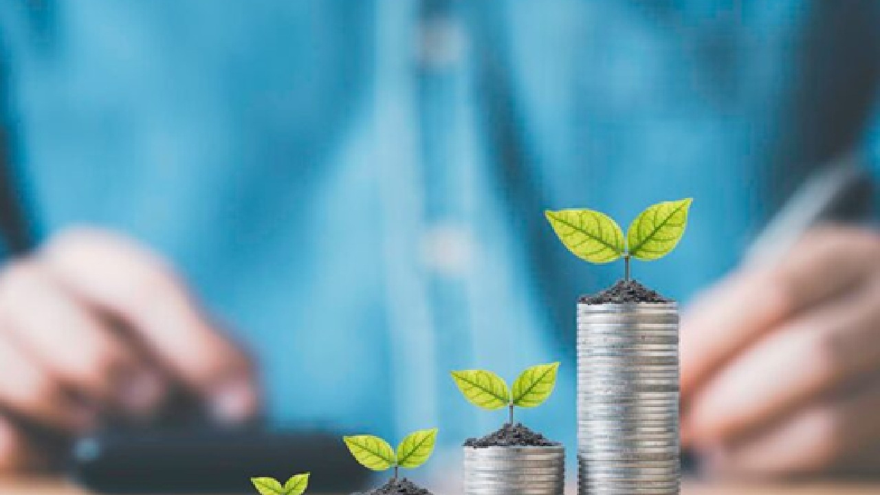 SIPs provide greater liquidity and no stringent lock in period, with the exception of ELSS (3 years), whereas the PPF has a 15 year lock in (partial withdrawals are permitted after 6 years).