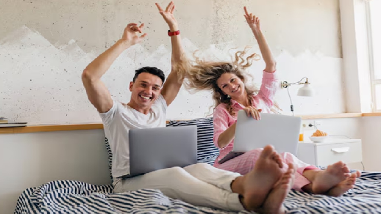 The summer holiday has already started and many are planning for a long holiday. If you want to avoid roaming in hot weather or just want to relax this summer with a long weekend staycation, then you can start planning from now.