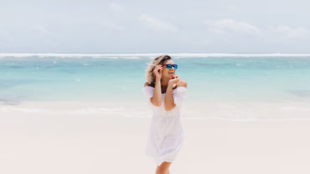 Summer is the ideal time to visit the mountains and lakes in Leh Ladakh, which are famous for their stunning, otherworldly beauty. (Disclaimer: Given the input is on an information basis, please seek professional advice.)