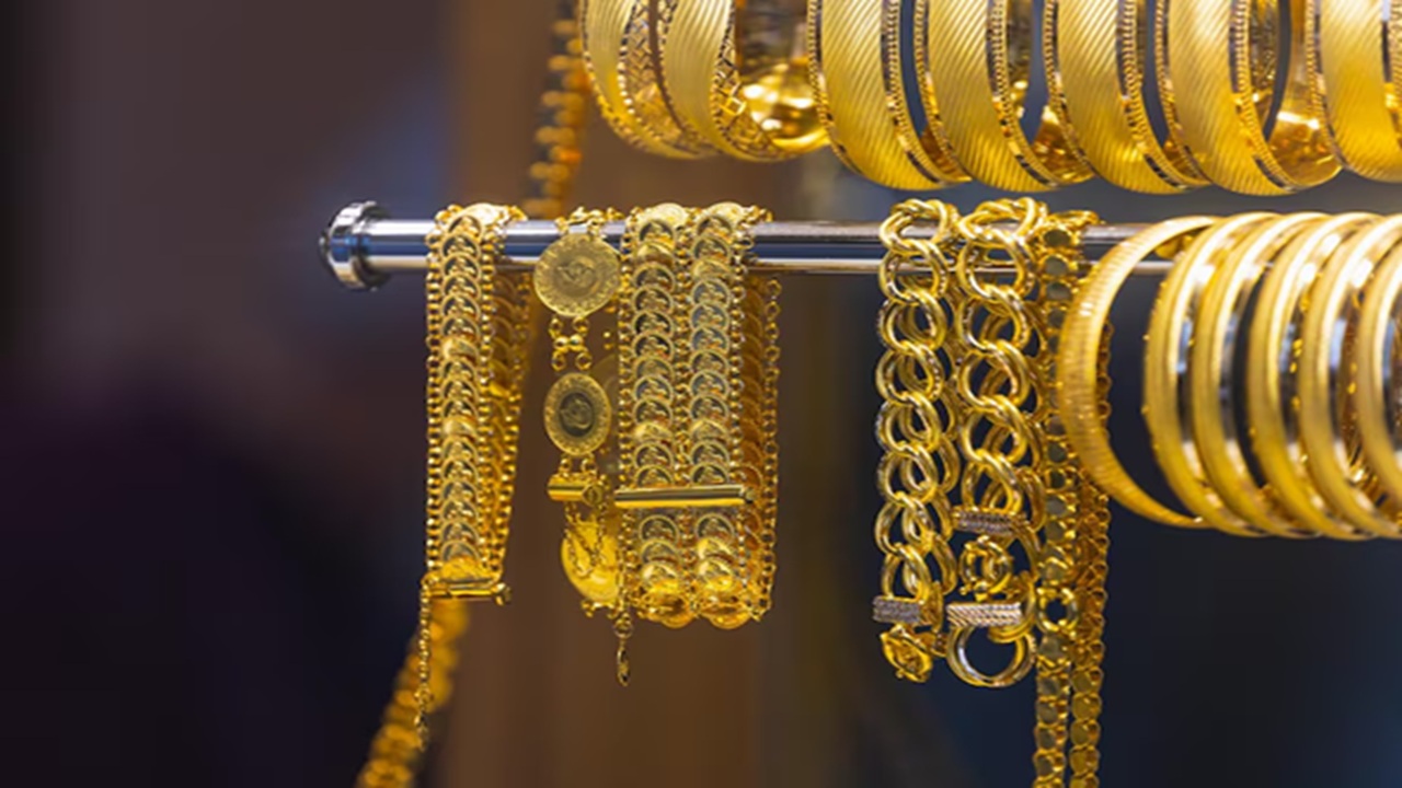 Gold, Silver Import Duty Raised to 15 Percent, What it Means For the Buyers