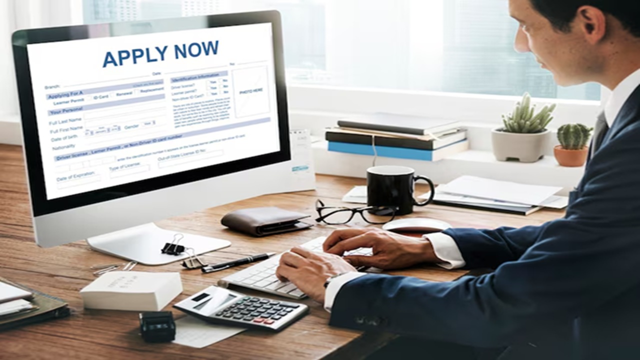 SBI Notification Out for Apprentice Posts, Invites Over 7,150 Applications