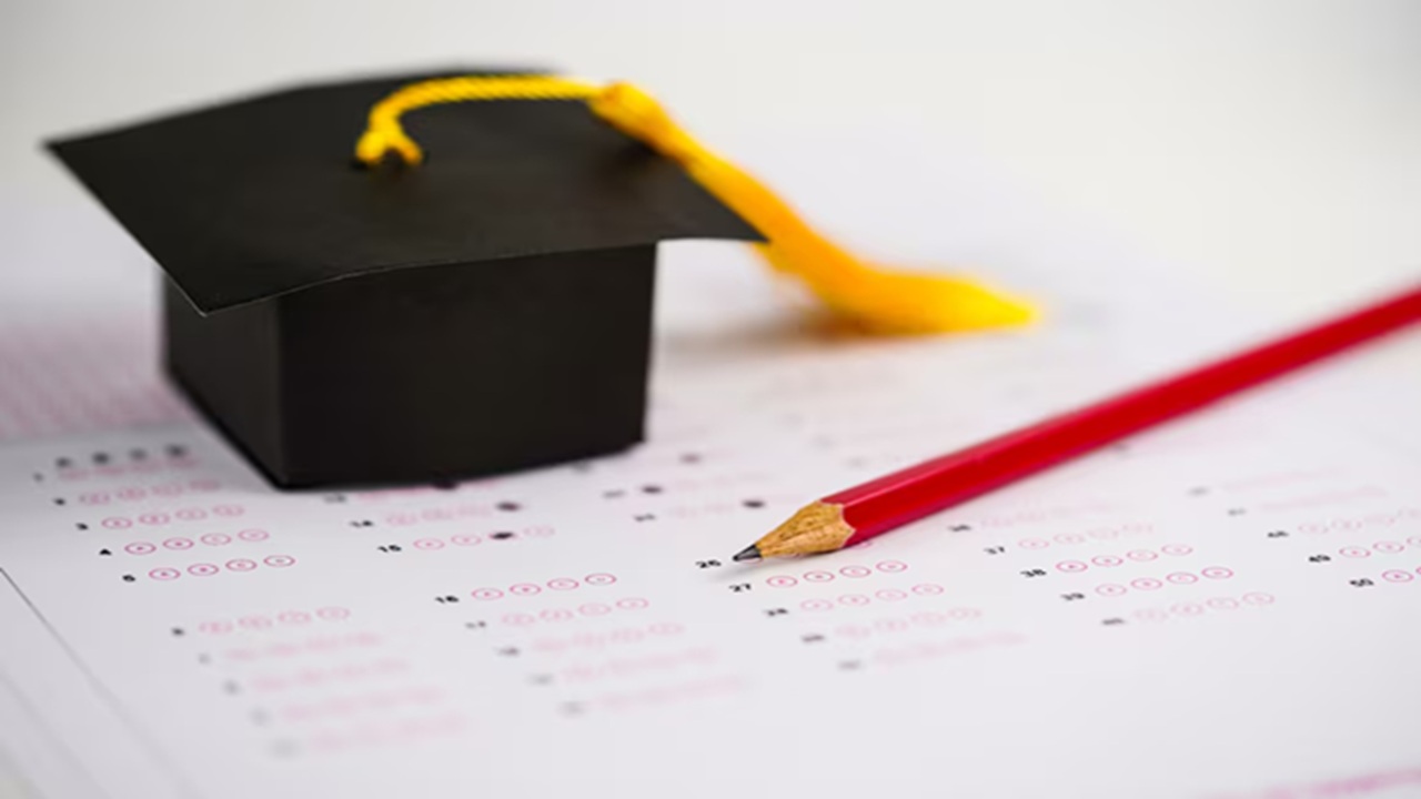 Maharashtra 10th SSC Results Out: Over 92% Pass Percentage, Girls Outperform Boys