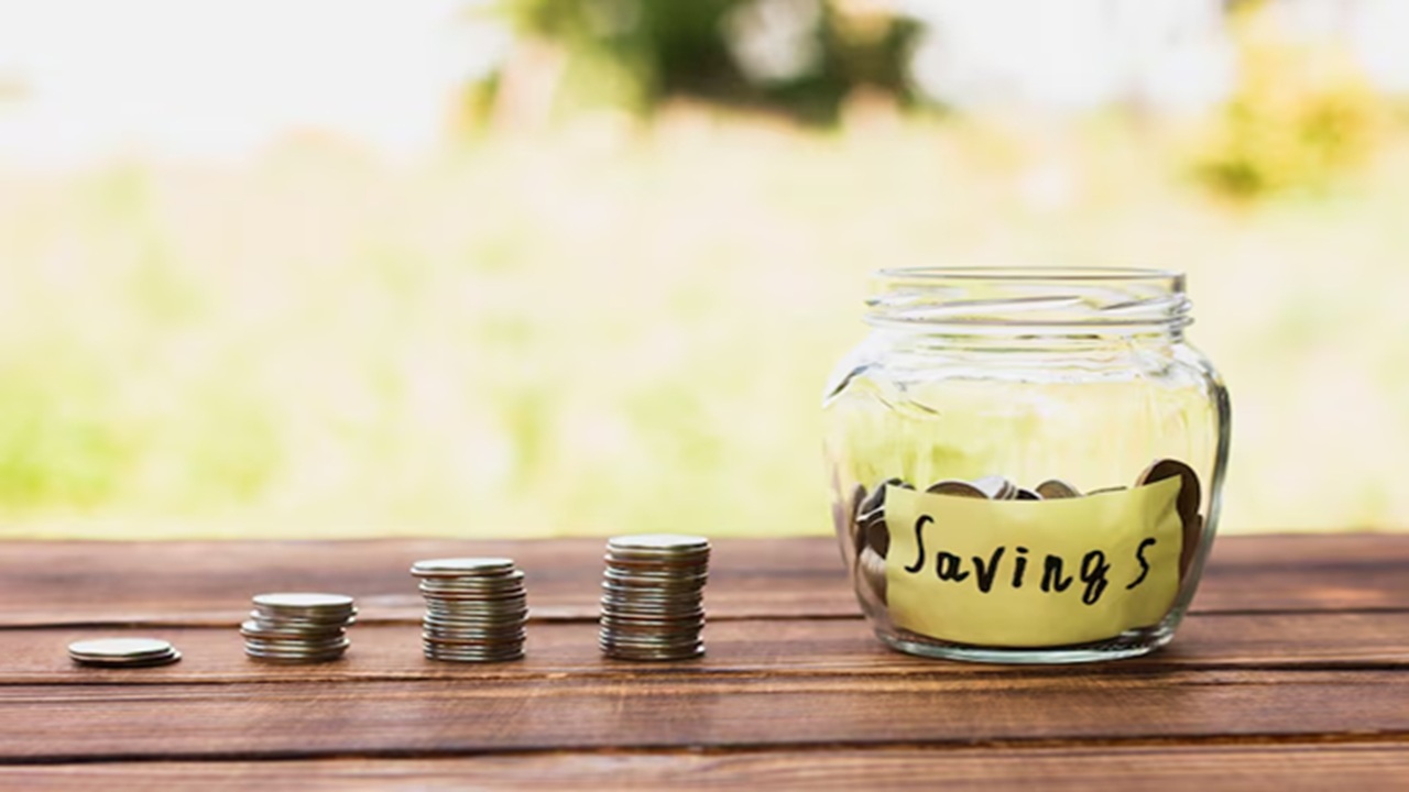 Bengaluru Man Reveals Simple Habits That Helped Him Save Money Without Revising Lifestyle