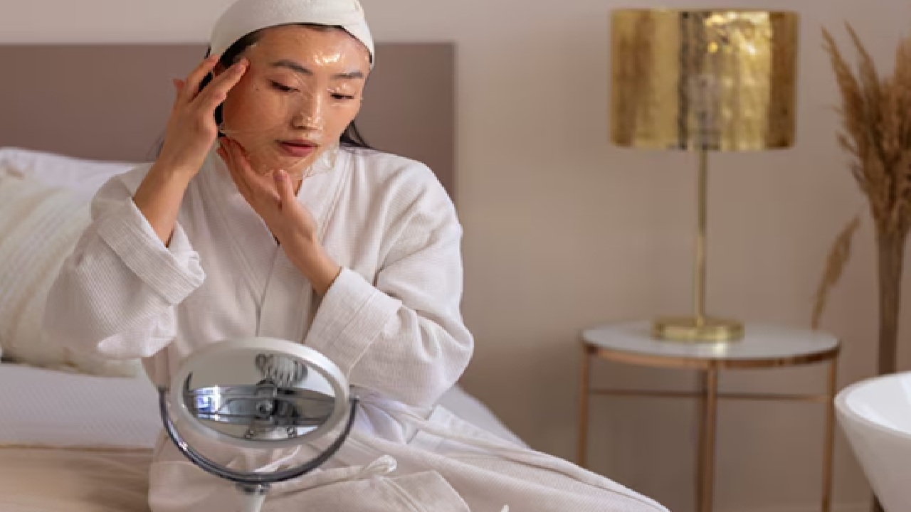 To select the right products, find out if your skin is oily, dry or sensitive. It is a very important step to start with.
