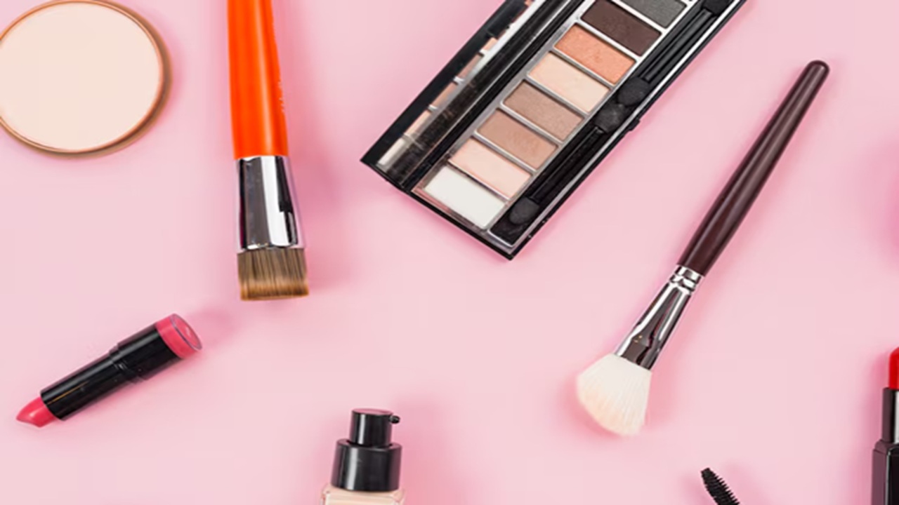 India’s Beauty Products Market Projected to Reach 39 Billion USD by 2030; Gen Z, Non-Metros Drive Growth, Report India’s Beauty Products Market Projected to Reach 39 Billion USD by 2030; Gen Z, Non-Metros Drive Growth, Report