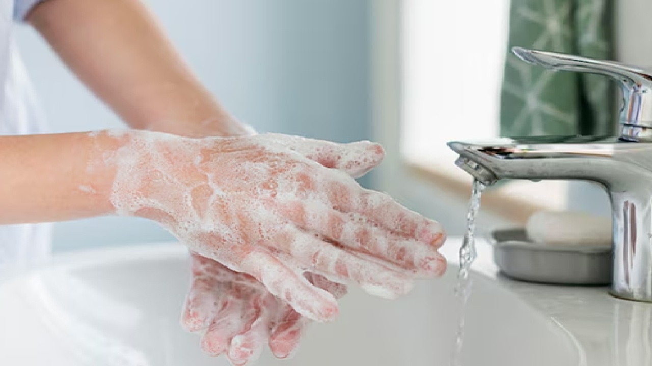 Maintaining personal hygiene while traveling, especially during fluctuating weather conditions, is essential for both health and comfort.  (Disclaimer: Given the input is on an information basis, please seek professional advice.)