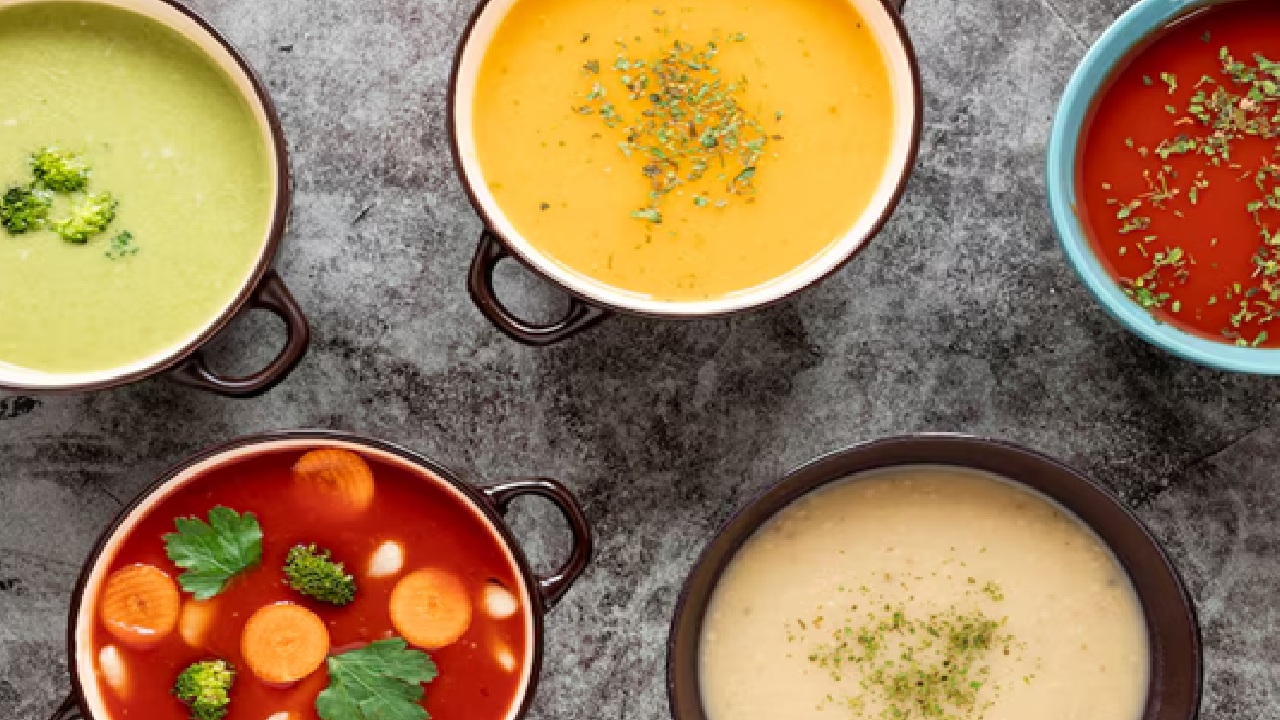 Savor the Season with These Healthy, Low-Calorie Soups