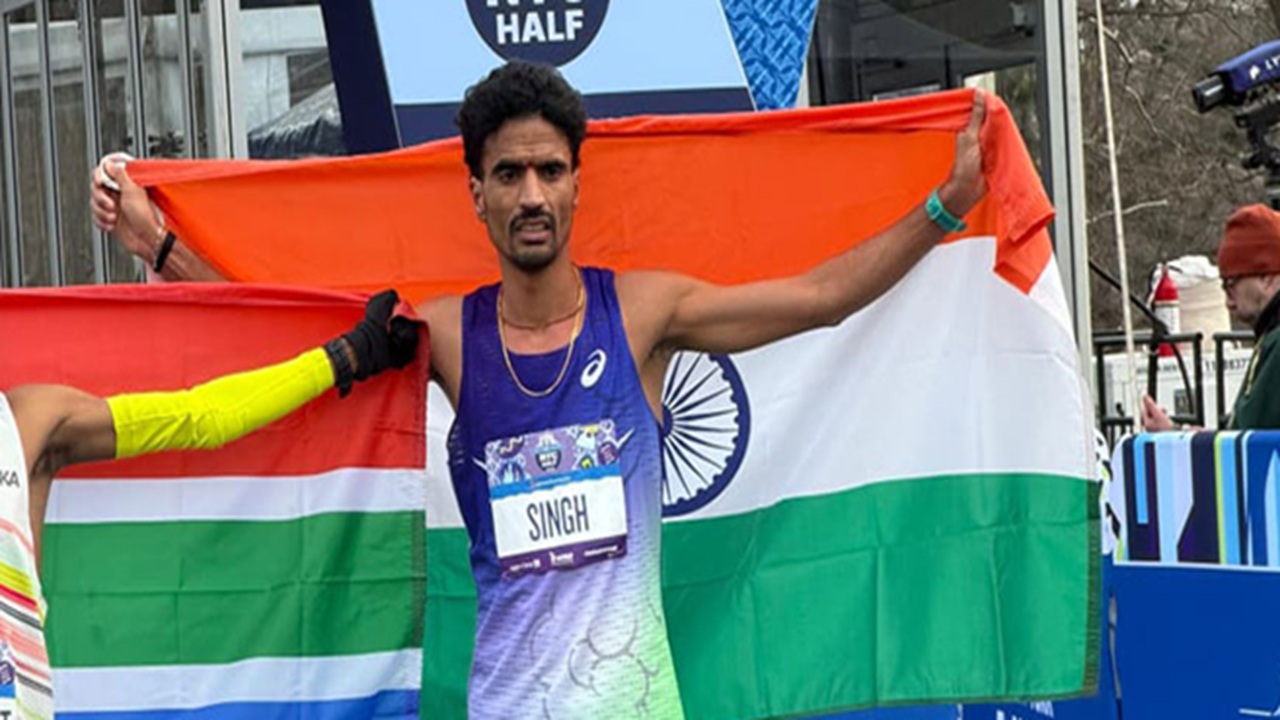CWG 2026: Gulveer Singh Wins Historic Silver in Men’s 10,000m at Glasgow CWG 2026: Gulveer Singh Wins Historic Silver in Men’s 10,000m at Glasgow